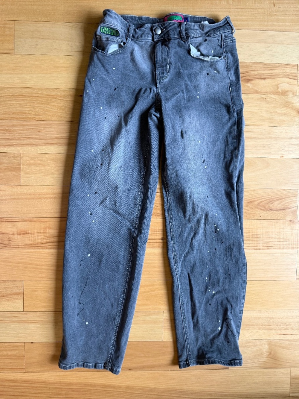 Empyre Tara Splatter Grey Denim Skate Jeans Women’s Size 6 Paint Splatter Wash